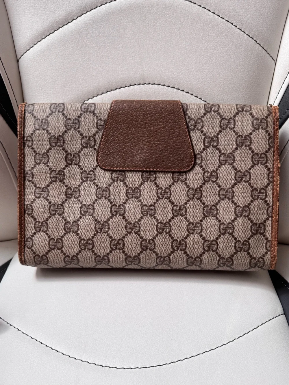 Gucci Beige GG Monogram Canvas Clutch with Brown Leather Trim and Green-Red Web